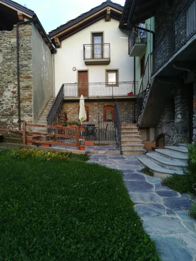 Affittacamere Il Contadino Aosta Exterior photo